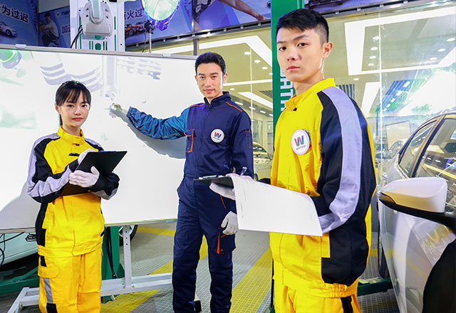 发动机保养维修